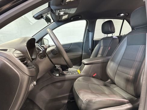 Used 2023 Chevrolet Equinox RS AWD/4WD image 12