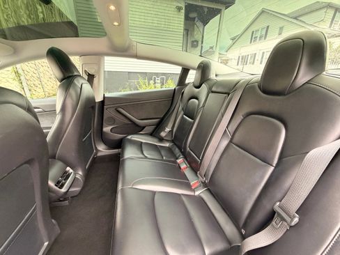 Used 2021 Tesla Model 3 Performance AWD/4WD image 19