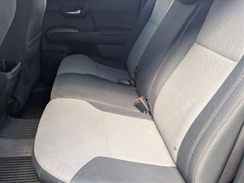 Used 2020 Toyota Tacoma TRD Off-Road image 16