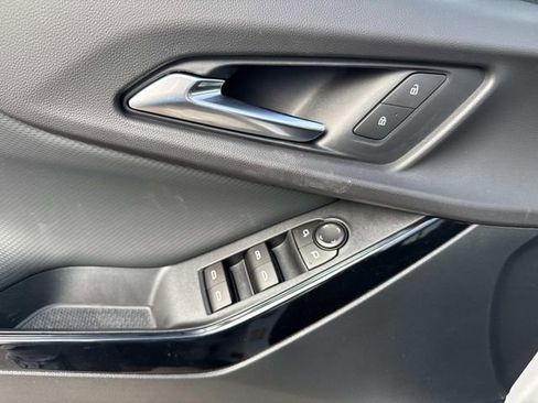 New 2026 Chevrolet Equinox LT w/ Safety and Technology Package image 13