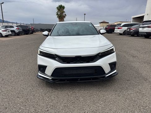 Used 2024 Honda Civic Sport Touring image 8