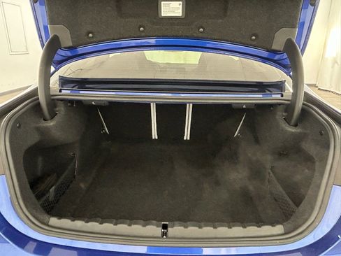 Used 2023 BMW M4 Competition image 39