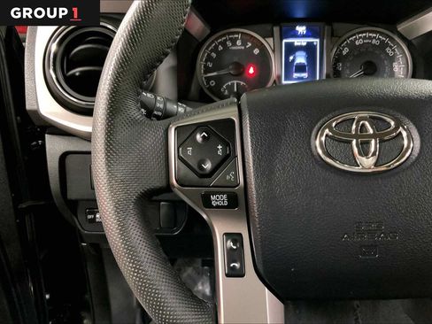 Certified 2023 Toyota Tacoma SR5 AWD/4WD image 24