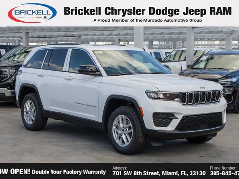 New 2025 Jeep Grand Cherokee Laredo X image 3