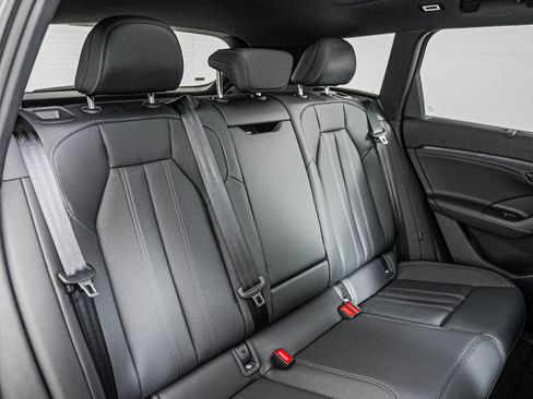 New 2027 Audi Q6 e-tron Premium Plus AWD/4WD image 10