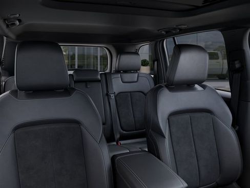 New 2026 Jeep Grand Cherokee Altitude AWD/4WD image 27