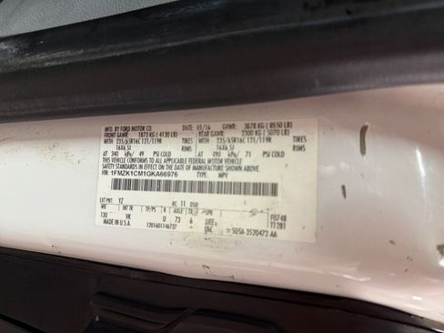 Used 2016 Ford Transit 150 XL RWD image 38