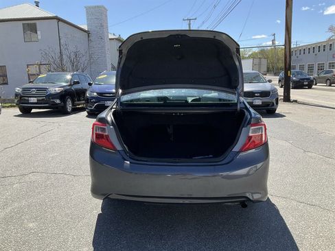 Used 2012 Toyota Camry LE FWD image 10