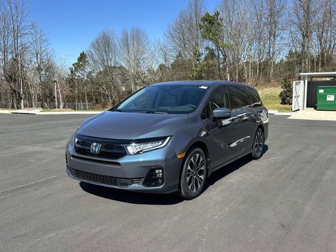 New 2026 Honda Odyssey Elite image 3