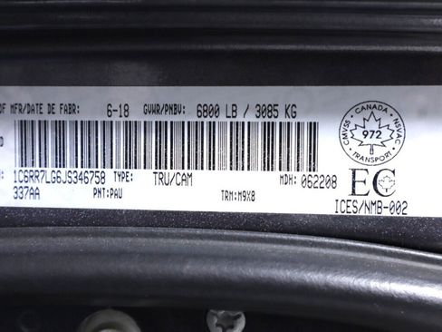 Used 2018 RAM 1500 Classic SLT AWD/4WD image 45