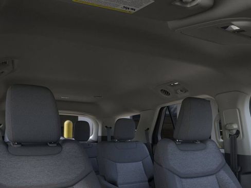 New 2026 Ford Explorer Active AWD/4WD image 22