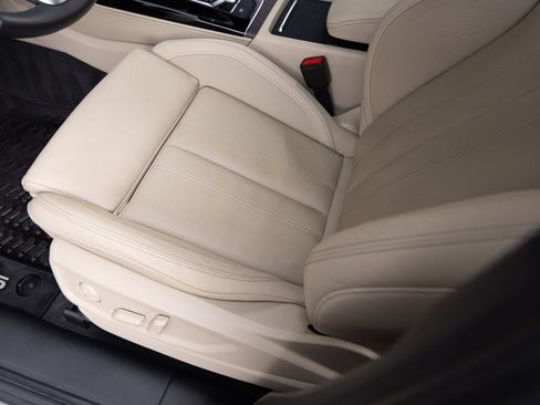 Used 2021 Audi Q5 Prestige w/ Prestige Package AWD/4WD image 20