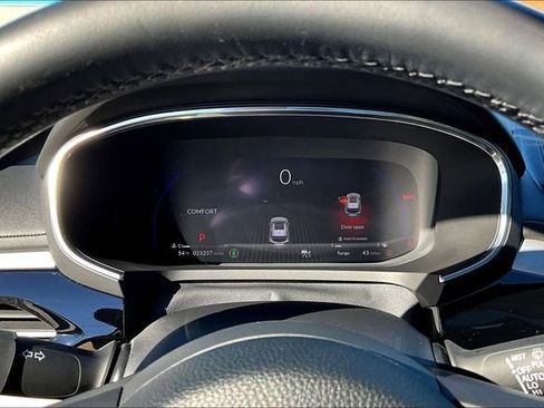 Used 2024 Acura MDX SH-AWD w/ Technology Package image 19