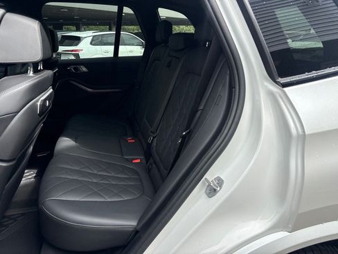 Used 2026 BMW X5 M60i AWD/4WD image 14
