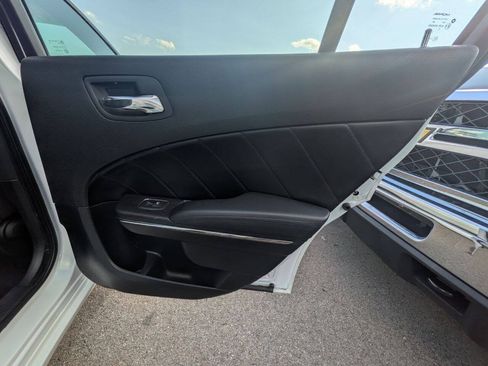 Used 2011 Dodge Charger R/T AWD/4WD image 24