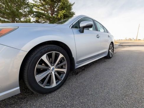 Used 2018 Subaru Legacy 2.5i Limited image 9