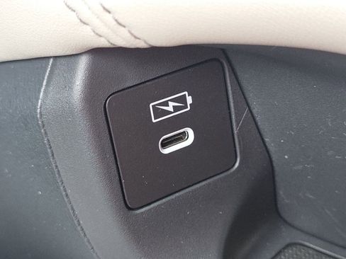 Certified 2025 Honda HR-V EX-L image 11