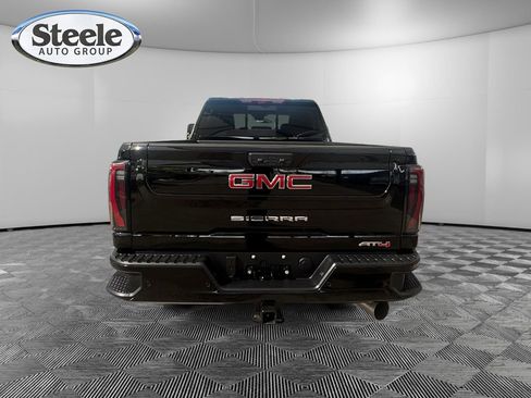 Used 2026 GMC Sierra 2500 AT4 w/ AT4 Premium Plus Package image 4