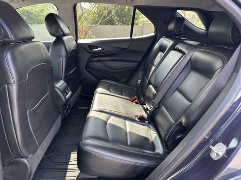 Used 2018 Chevrolet Equinox Premier image 18