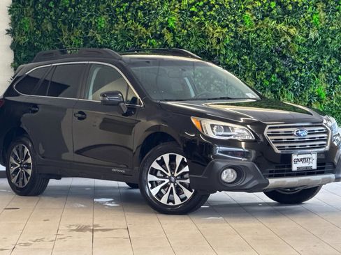 Used 2017 Subaru Outback 2.5i Limited image 2