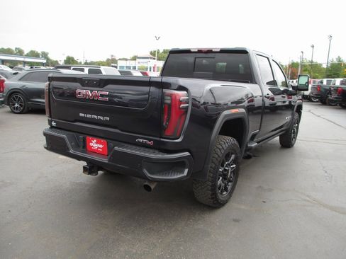 Certified 2024 GMC Sierra 2500 AT4 w/ AT4 Premium Plus Package image 4