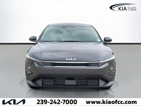New 2026 Kia K4 FWD image 2