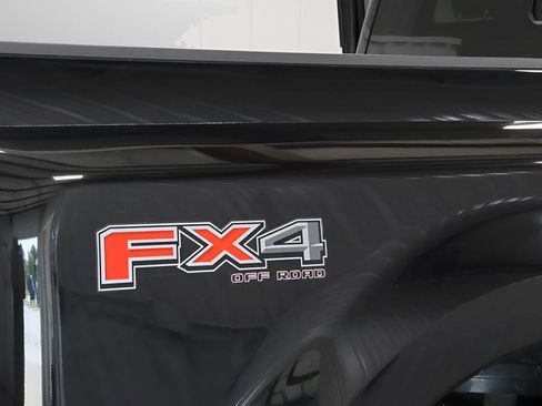 Used 2024 Ford F450 Platinum w/ FX4 Off-Road Package AWD/4WD image 38