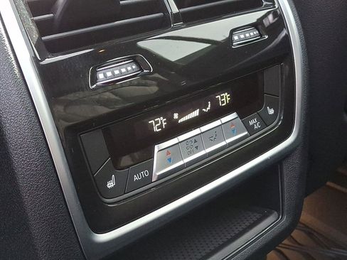 Used 2023 BMW X5 xDrive40i w/ Luxury Seating Package image 11