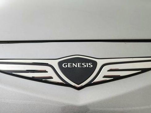 Used 2025 Genesis GV80 3.5T Prestige image 16