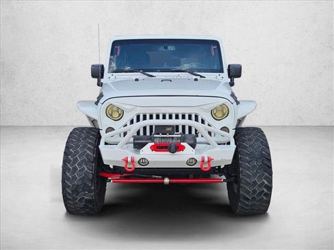 Used 2014 Jeep Wrangler Unlimited Rubicon w/ Connectivity Group image 2