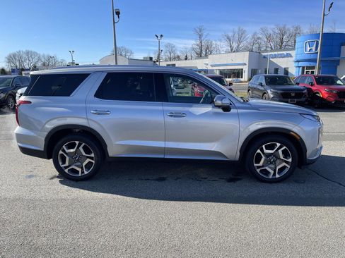 Used 2024 Hyundai Palisade SEL image 25