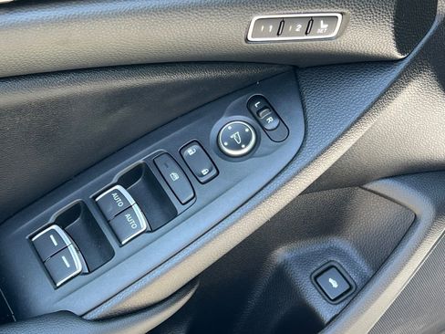 Used 2022 Honda Accord Touring image 28