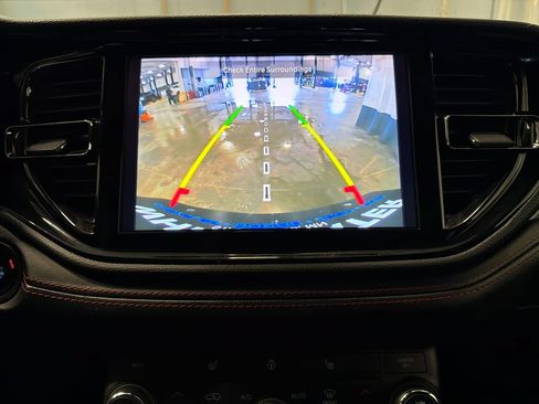 Used 2025 Dodge Durango GT AWD/4WD image 10