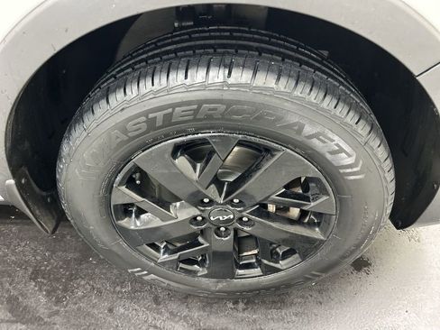 Used 2022 Kia Sorento S AWD/4WD image 8