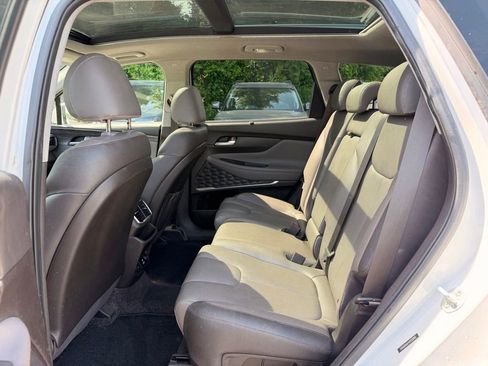 Used 2019 Hyundai Santa Fe AWD image 36
