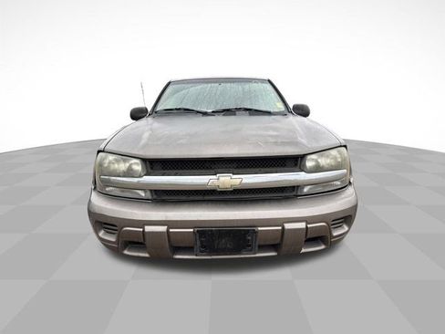 Used 2006 Chevrolet TrailBlazer LS w/ Skid Plate Package AWD/4WD image 2