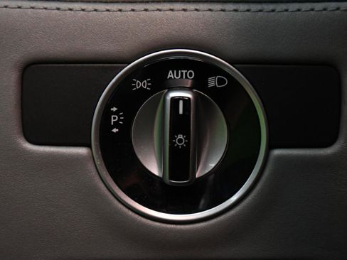 Used 2018 Mercedes-Benz AMG GT S image 28