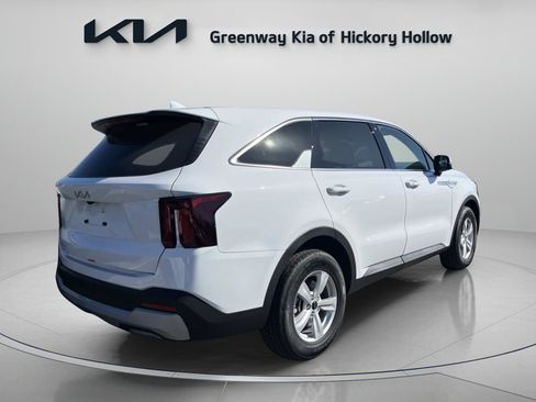 New 2026 Kia Sorento LX image 9