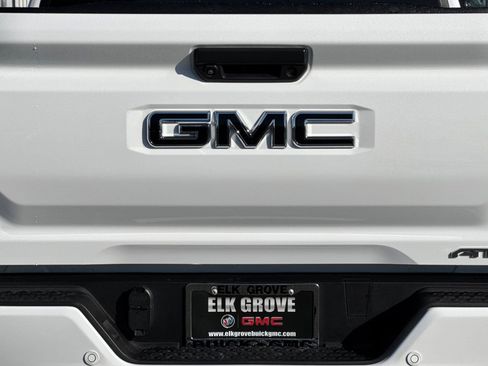 New 2023 GMC Canyon AT4 w/ AT4 Premium Package AWD/4WD image 48