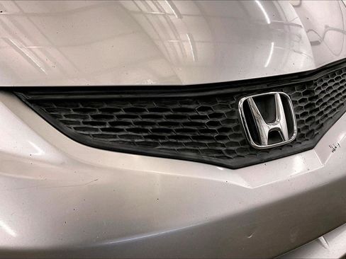 Used 2011 Honda Fit Sport image 31