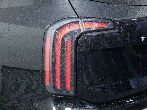 Certified 2024 Kia Telluride SX Prestige AWD/4WD image 14