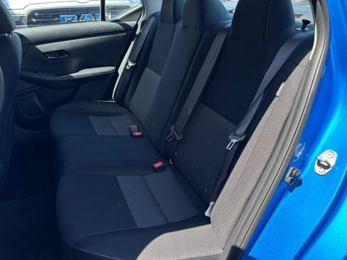Used 2025 Nissan Sentra SV FWD image 31