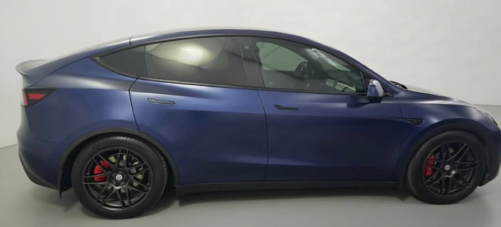 Used 2023 Tesla Model Y Performance AWD/4WD image 6
