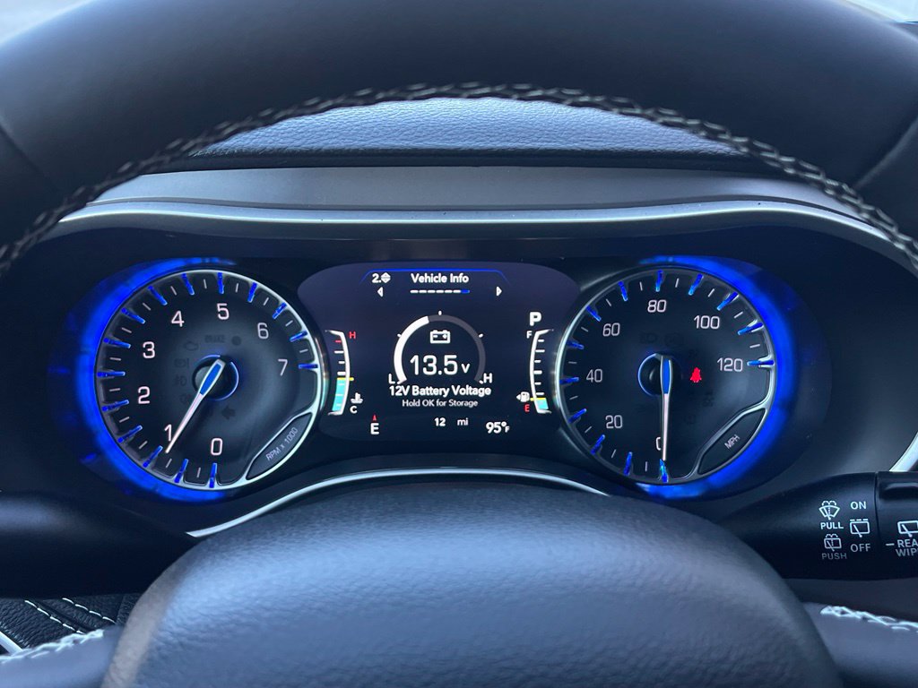 New 2027 Chrysler Pacifica Select FWD image 26