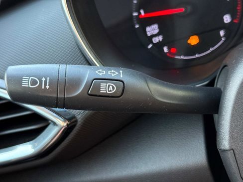 Used 2022 Chevrolet TrailBlazer LT image 10