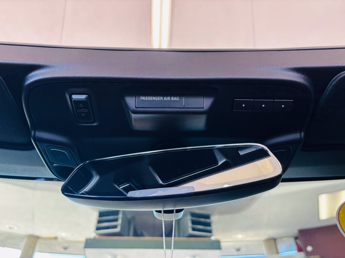 Used 2016 Chevrolet Camaro SS RWD image 45