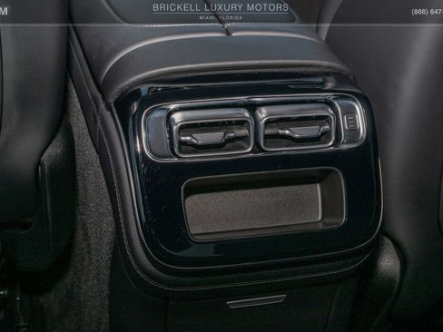 Used 2024 Mercedes-Benz S 580 4MATIC Sedan w/ AMG Line image 17