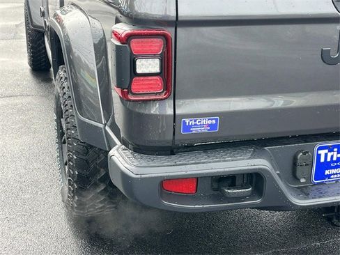 New 2025 Jeep Gladiator Willys image 6