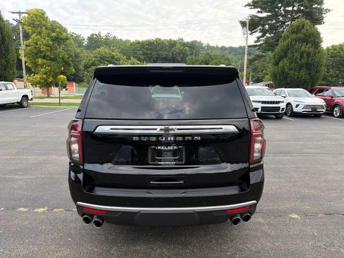 Used 2023 Chevrolet Suburban High Country w/ Premium Package AWD/4WD image 4