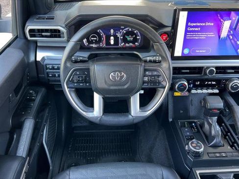 Certified 2025 Toyota 4Runner TRD Off-Road Premium AWD/4WD image 15